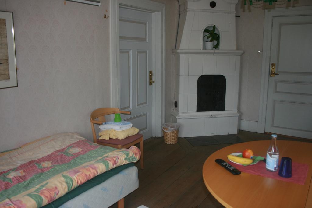 Hotel Broby Gard Märsta Zimmer foto