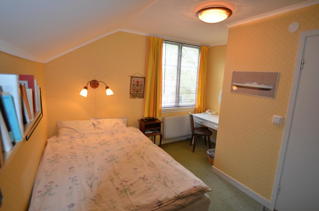 Hotel Broby Gard Märsta Zimmer foto